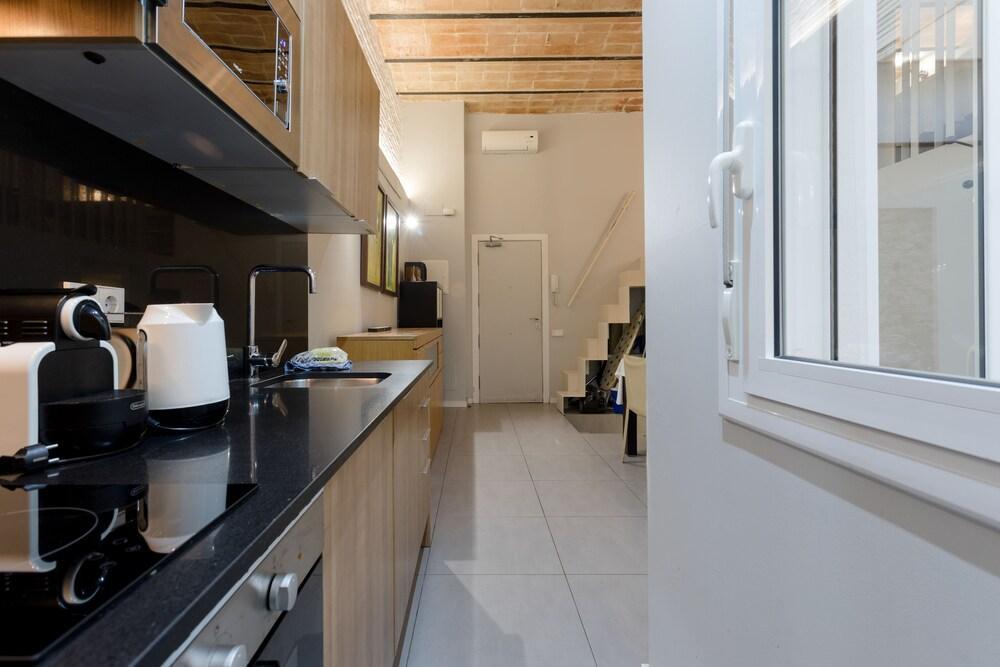 Bbarcelona Poblenou Beach Flats Exterior photo